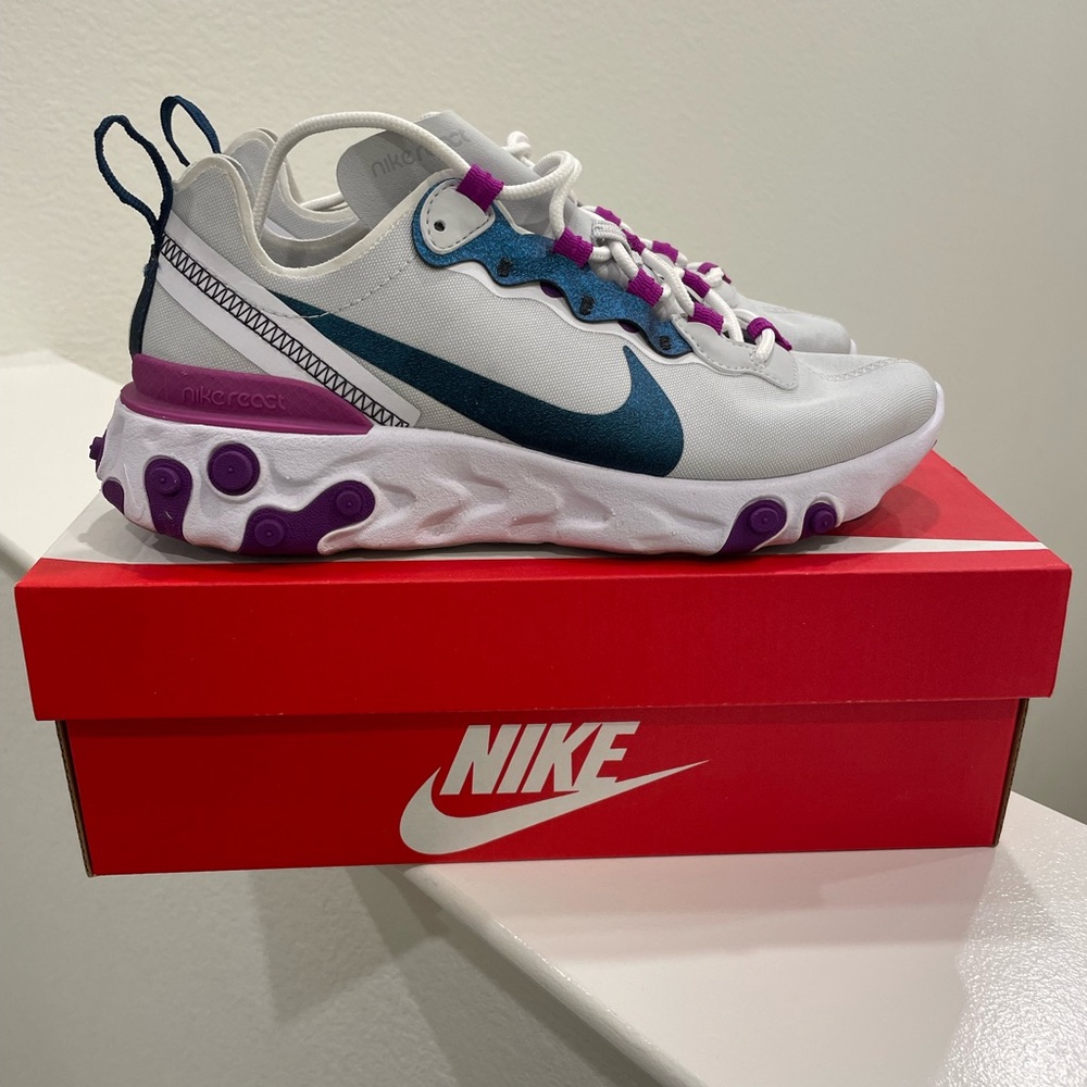 Nike Women’s React Element 55 SE Photon Dust Purple Blue - Picture 2 of 5